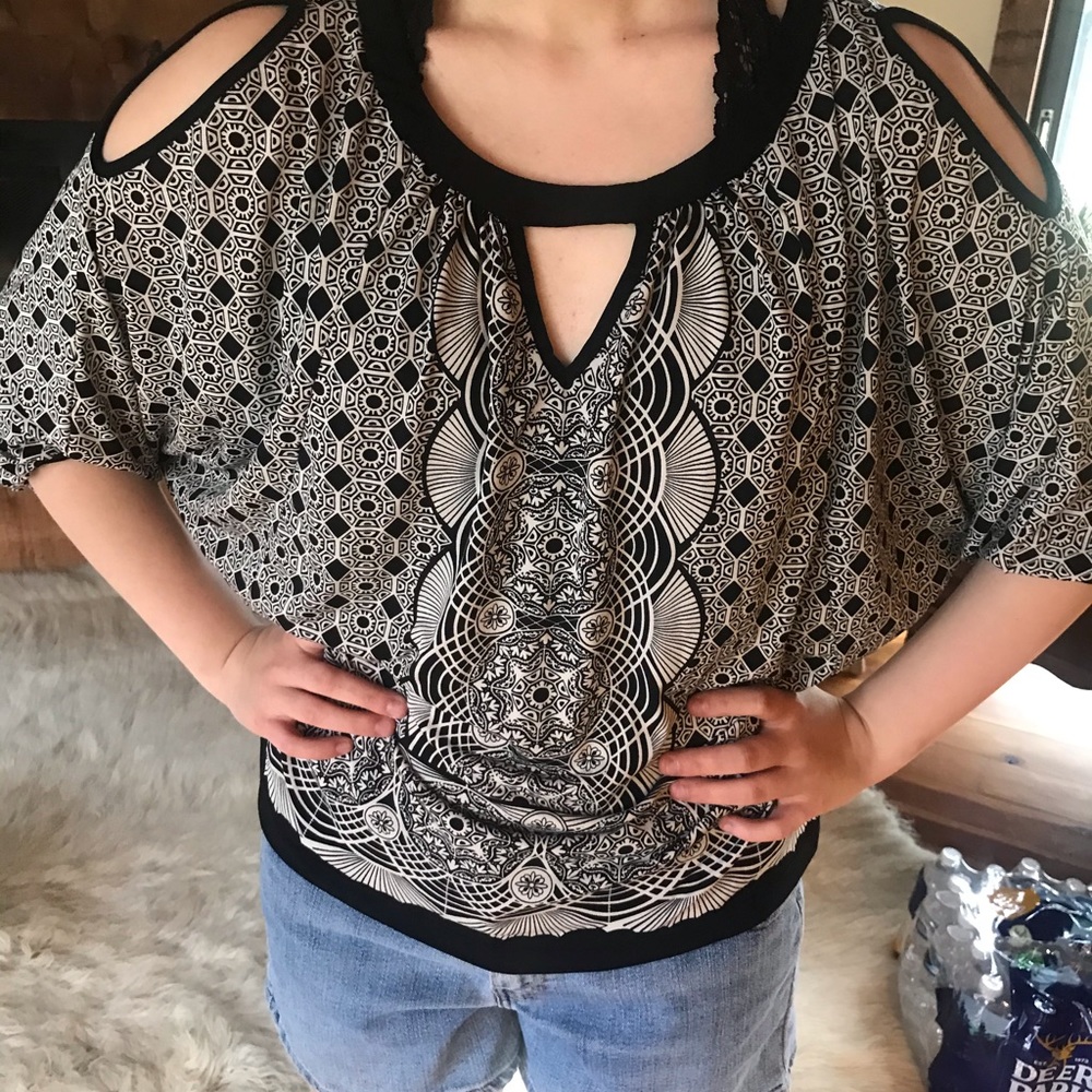 Cold shoulder top